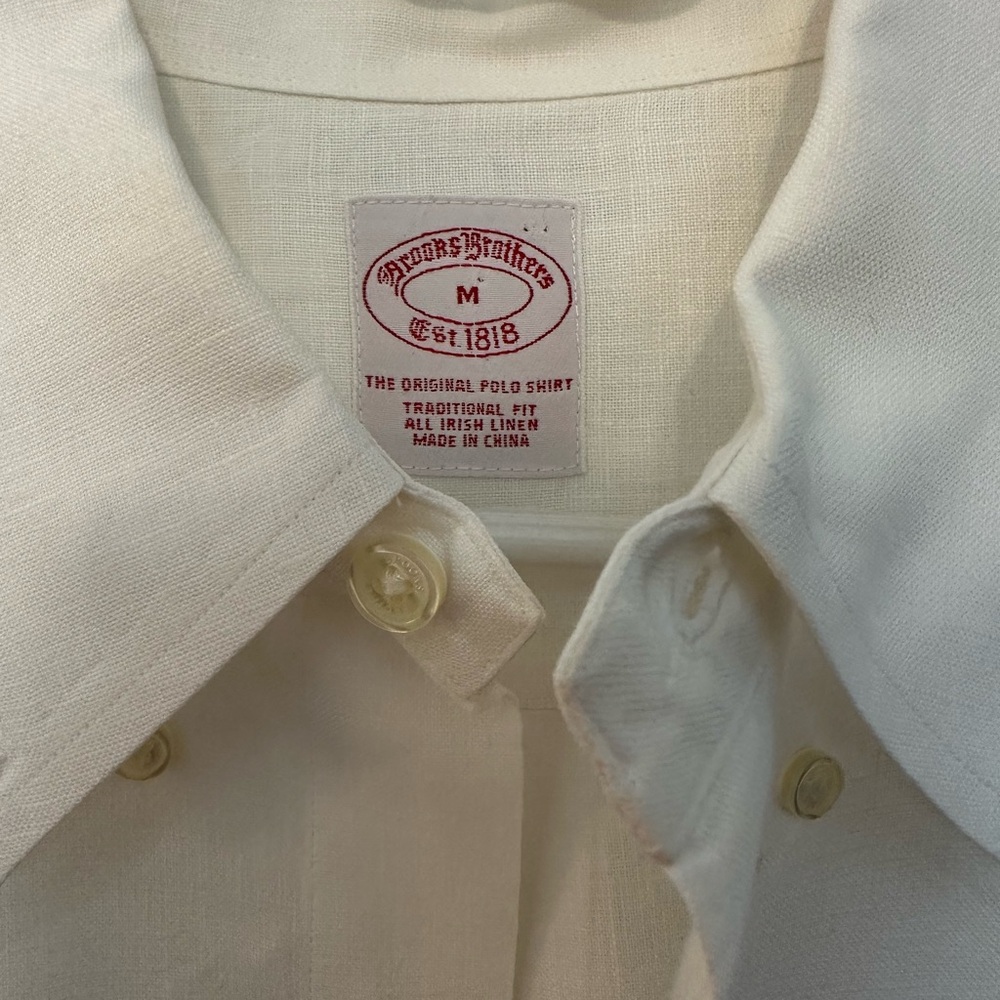 Men’s Brooks Brothers, medium white Irish linen button down